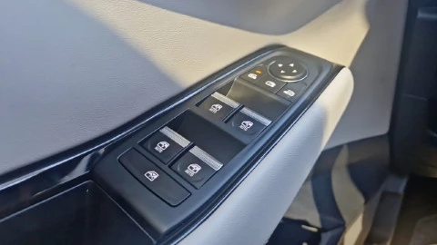 Renault Espace Iconic E-Tech full hybrid 146kW