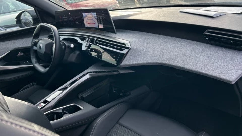 Peugeot 3008 Hybrid 1.2 100KW Allure eDCS6