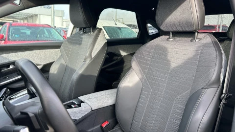 Peugeot 3008 Hybrid 1.2 100KW Allure eDCS6