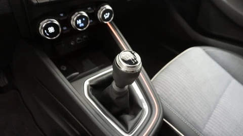 Renault Clio techno Eco-G 100cv (74kW)