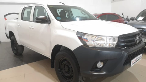 Toyota Hilux 2.4 D4D Cabina Doble GX