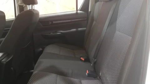 Toyota Hilux 2.4 D4D Cabina Doble GX