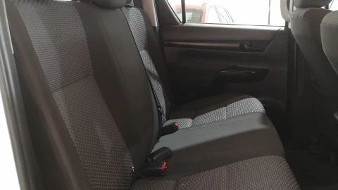 Toyota Hilux 2.4 D4D Cabina Doble GX