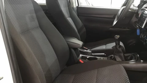 Toyota Hilux 2.4 D4D Cabina Doble GX