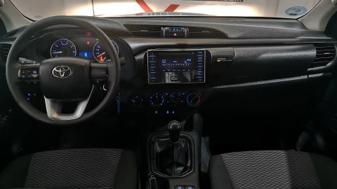 Toyota Hilux 2.4 D4D Cabina Doble GX