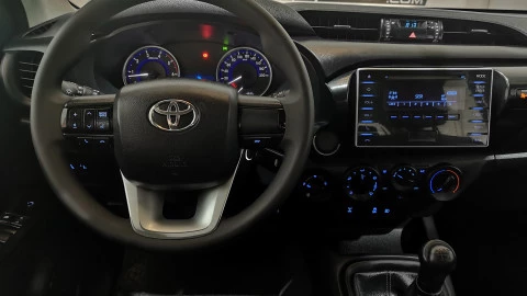 Toyota Hilux 2.4 D4D Cabina Doble GX