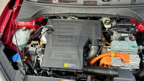 Hyundai Kona 1.6 GDI HEV Tecno Red DT