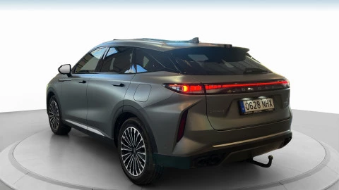 Omoda 9 OMODA 9 1.5 TGDI SHS PREMIUM DHT 5P