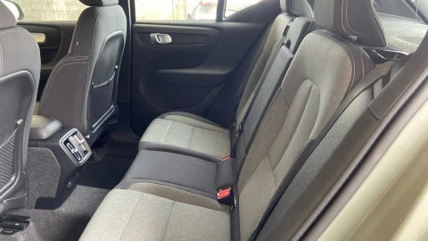 Volvo XC40 2.0 B3 G Core Auto