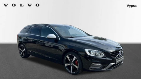 Volvo V60 2.0 D2 R-Design Momentum