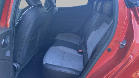 Renault Clio techno Eco-G 100cv (74kW)