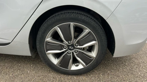 Hyundai IONIQ 1.6 GDI HEV Tecno DT