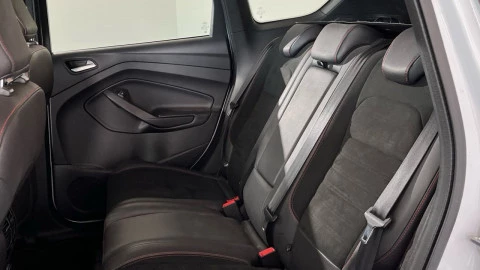 Ford Kuga 1.5 EcoBoost 150 A-S-S 4x2 ST-Line