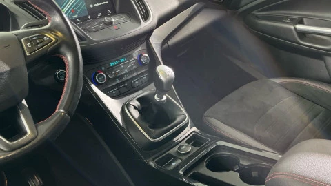 Ford Kuga 1.5 EcoBoost 150 A-S-S 4x2 ST-Line