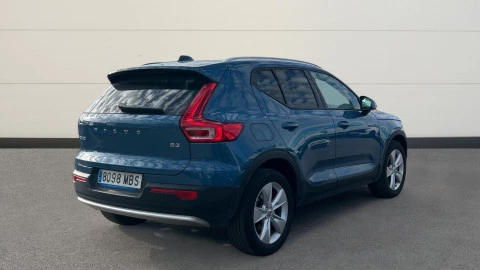 Volvo XC40 2.0 B3 G Core Auto