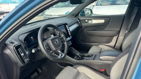 Volvo XC40 2.0 B3 G Core Auto