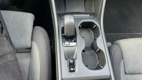 Volvo XC40 2.0 B3 G Core Auto
