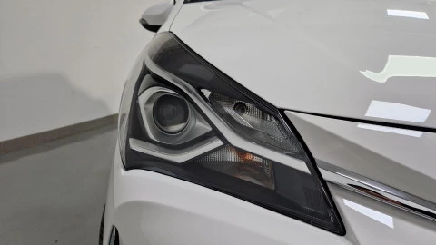 Toyota Yaris 1.5 100H Active Tech