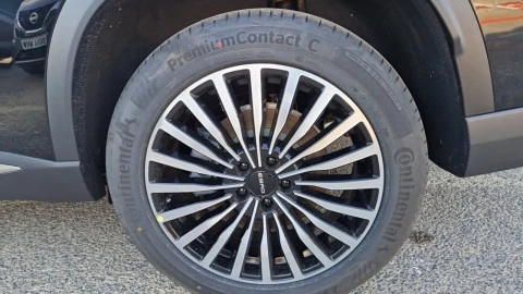 EBRO S800 1.6 TGDI Luxury 7 DCT