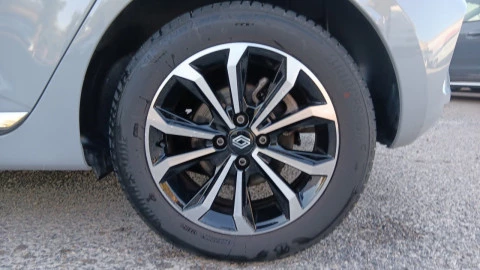 Renault Clio techno Eco-G 100cv (74kW)