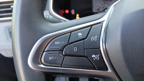 Renault Clio techno Eco-G 100cv (74kW)