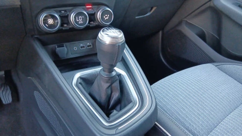 Renault Clio techno Eco-G 100cv (74kW)