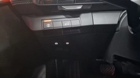 Renault Scenic E-Tech Iconic 160 kW (220CV) gran autonomía