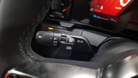 Renault Scenic E-Tech Iconic 160 kW (220CV) gran autonomía