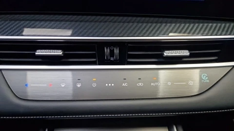 EBRO S700 1.6 TGDI Luxury 7 DCT