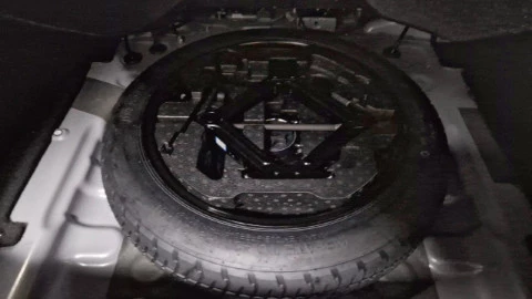 EBRO S700 1.6 TGDI Luxury 7 DCT