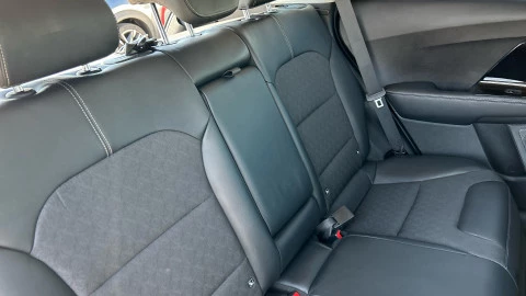 Kia Niro 1.6 GDi HEV 104kW (141CV) Emotion