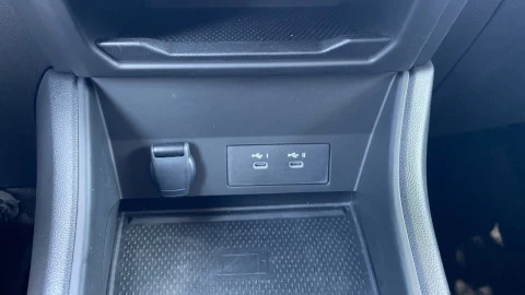 Renault Captur techno Eco-G 100cv (74 kW)