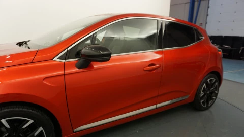 Renault Clio Techno full hybrid E-Tech 145 (103Kw)