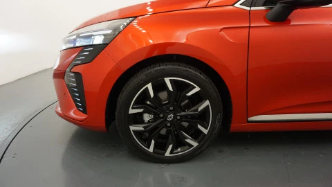 Renault Clio Techno full hybrid E-Tech 145 (103Kw)