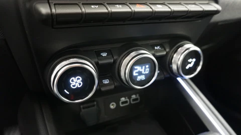 Renault Clio Techno full hybrid E-Tech 145 (103Kw)