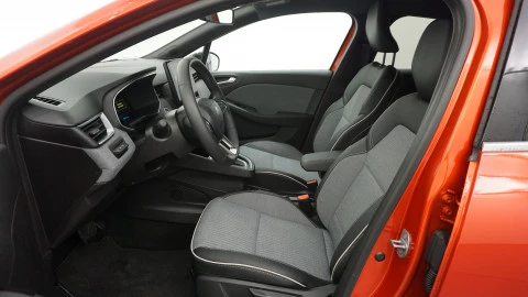 Renault Clio Techno full hybrid E-Tech 145 (103Kw)