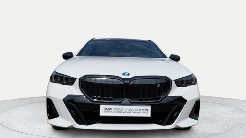 BMW i5 eDrive40