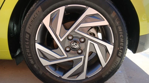 Hyundai i20 1.0 TGDI 74kW (100CV) 48V Klass