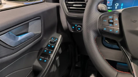 Ford Kuga Active X 2.5 Duratec FHEV 132kW Auto