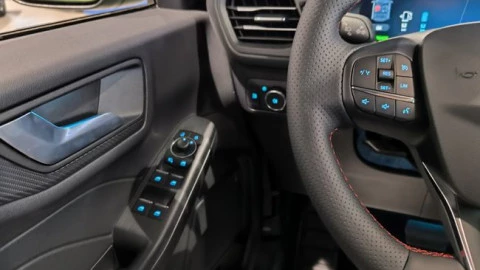 Ford Kuga Active X 2.5 Duratec FHEV 132kW Auto