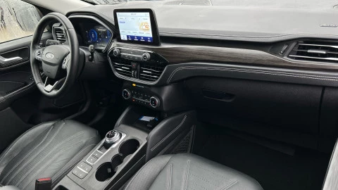 Ford Kuga Vignale 2.5 Duratec FHEV 140kW Auto