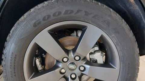 Land Rover Defender 3.0D I6 250 X-Dyn SE 110 AT 4WD MHEV