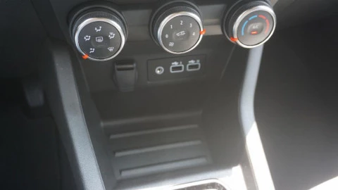 Renault Clio Evolution TCe 90 (67kw)