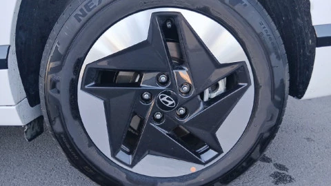 Hyundai Kona EV 99kW 48kWh Black Line