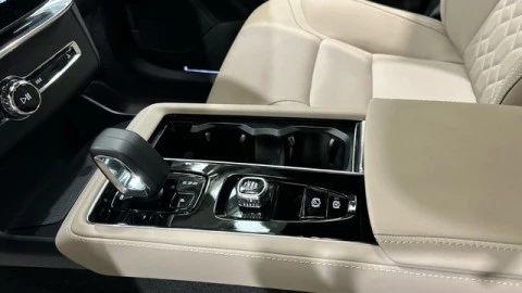 Volvo XC90 B5 Gasolina Core AWD Auto 184 kW (250 CV)