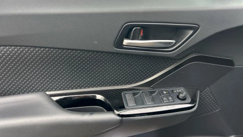 Toyota C-HR 1.8 125H Advance