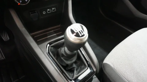 Renault Clio Evolution TCe 90 (67kw)