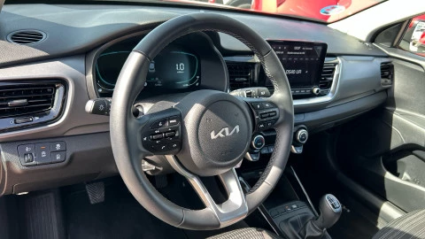 Kia Stonic 1.0 T-GDi 74kW (100CV) MHEV MT Drive