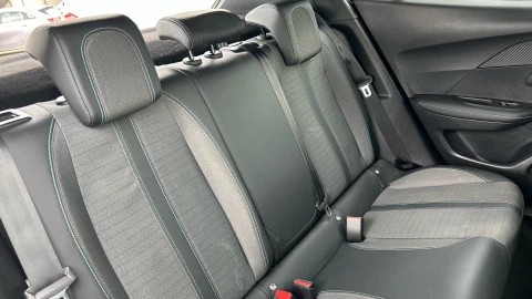 Peugeot 2008 Allure Puretech 130 S&S EAT8