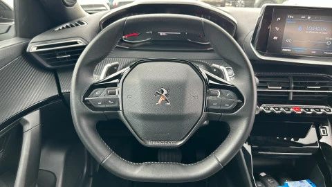 Peugeot 2008 Allure Puretech 130 S&S EAT8
